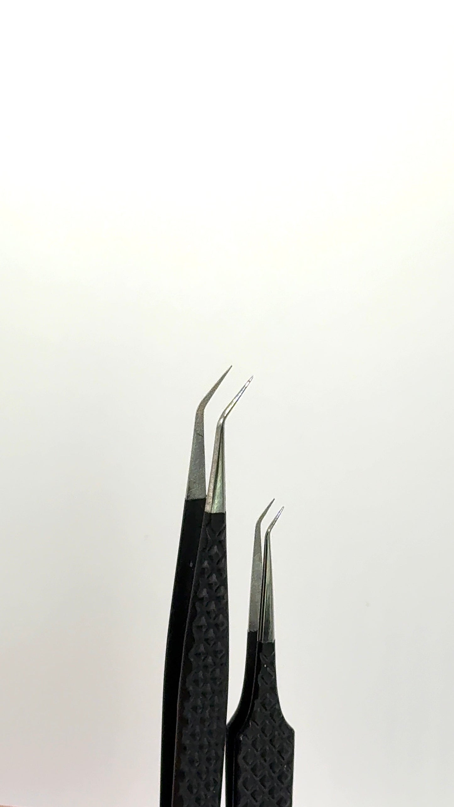 Matte Black Fiber-Tip Tweezers